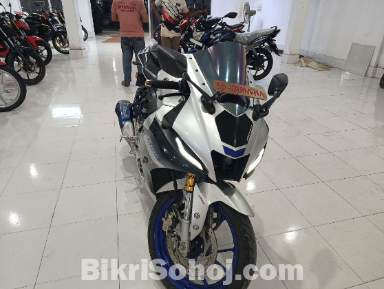 Yamaha R15M dual channel abs bs6